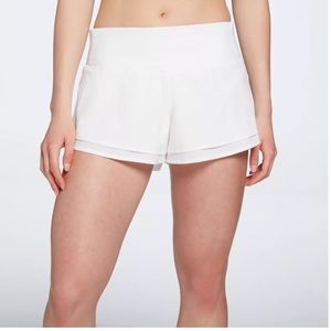 CALIA WHITE SHORTS!!
